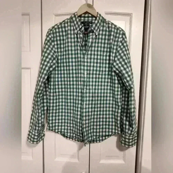 Old Navy Men's (unisex) Button Down | Long Sleeve | Size Medium - Picture 1 of 4